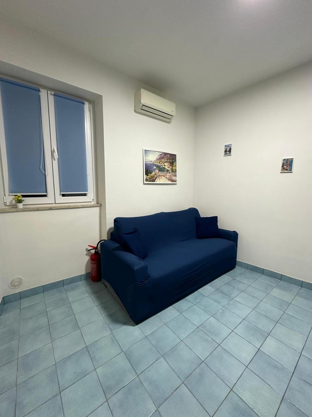 Sun Apartment *